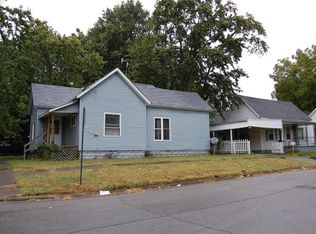 201 N 21st St, Herrin, IL 62948