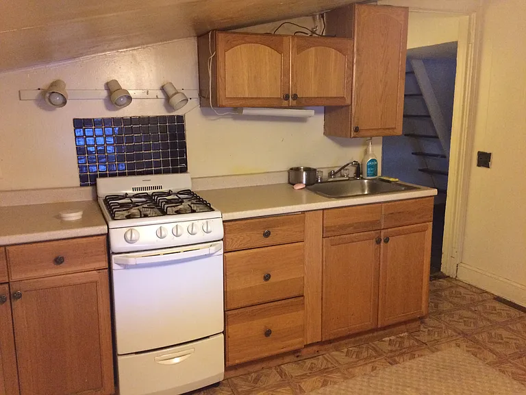111 E Broadway — Photo 3