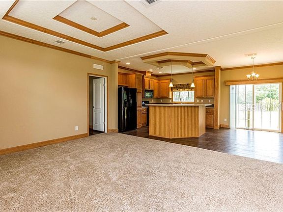 4th image of 4275 La Salle Ave