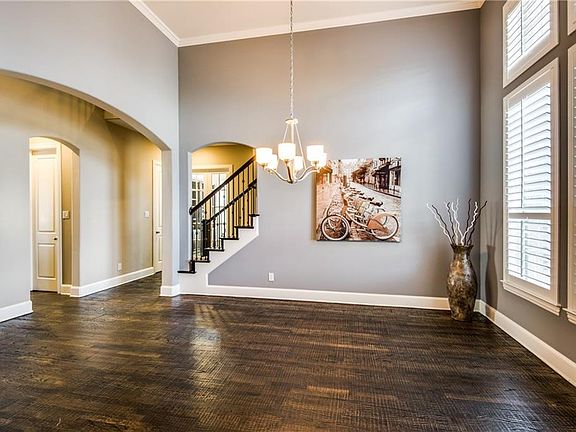 4th image of 3228 Balmerino Ln