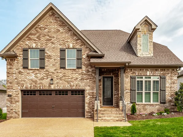 266 Hutch Ct, Gallatin, TN 37066