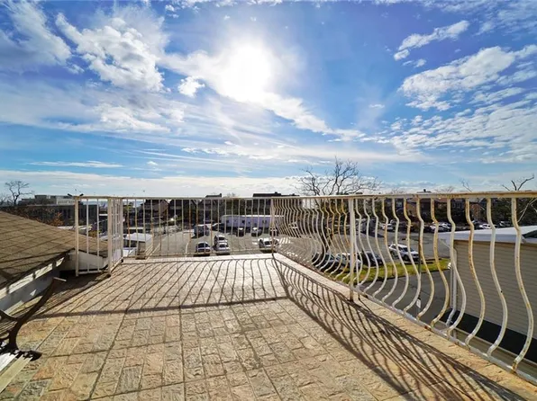 3719 Mermaid Ave #2B, Brooklyn, NY 11224