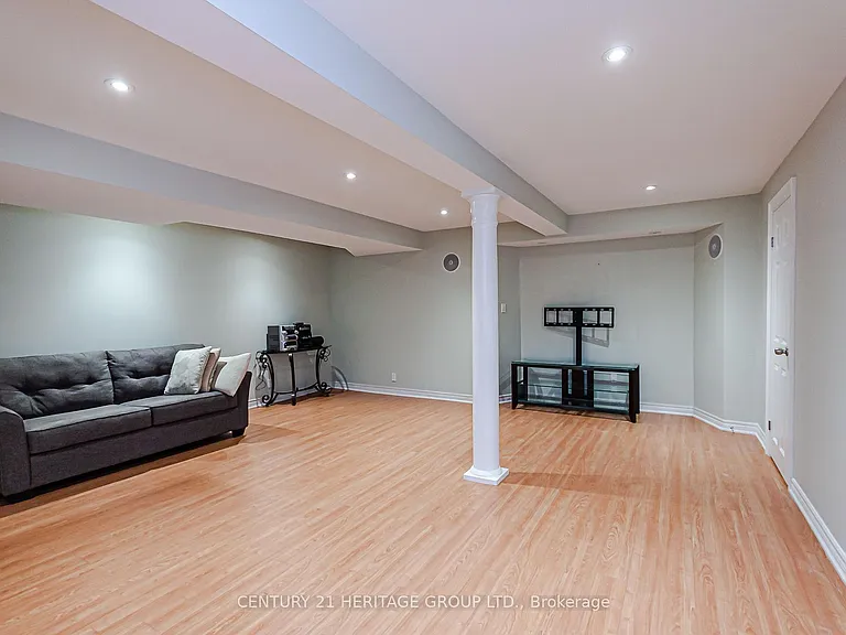 84 Maple Valley Rd — Photo 7