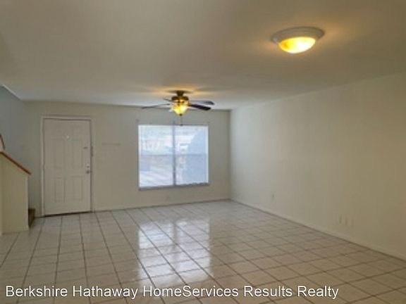 3rd image of 1647 Eagle Creek Cir