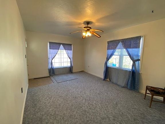 3rd image of 1125 6th Ave