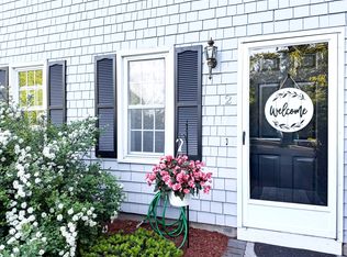 2 Tanglewood Dr, East Hampstead, NH 03826