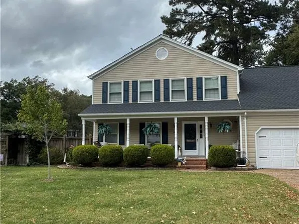 210 Tabb Lakes Dr, Yorktown, VA 23693