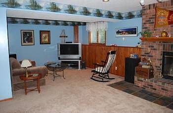 2nd image of 2655 Eldridge Ave E