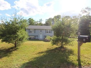 14 Boxwood Dr, Richmond, RI 02892