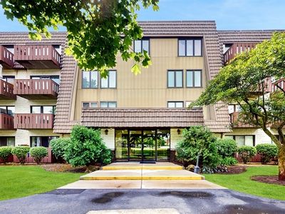 12900 W Heiden Cir UNIT 4301, Lake Bluff, IL, 60044
