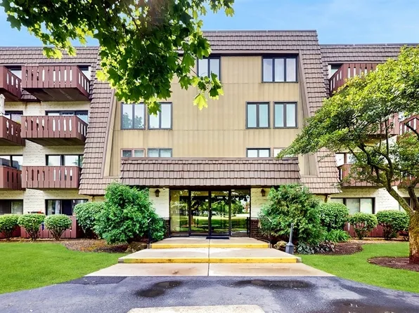 12900 W Heiden Cir Unit 4301, Lake Bluff, IL 60044