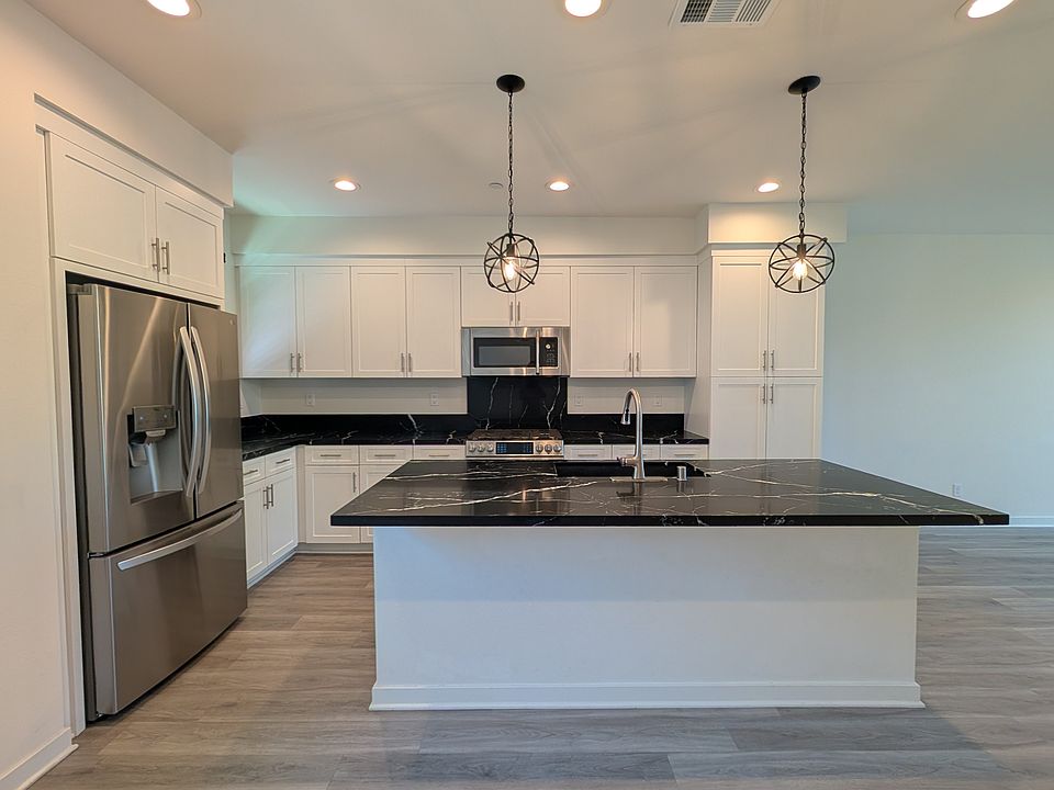 1st image of 10529 Coupland Way