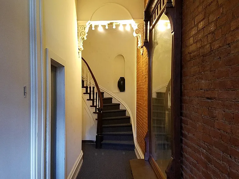 NEWly Renovated common hall