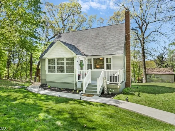 31 Rockawack Oval, Jefferson Twp., NJ 07849