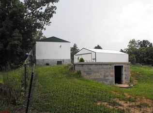 878 Calvey Church Rd, Robertsville, MO 63072