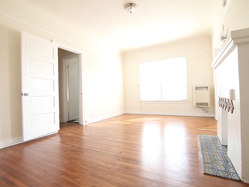 1st image of 1141 Echo Park Ave APT 208
