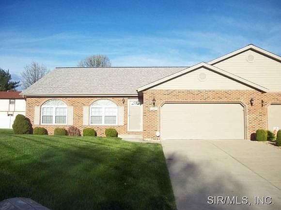 2279 Glenfield Dr Shiloh IL