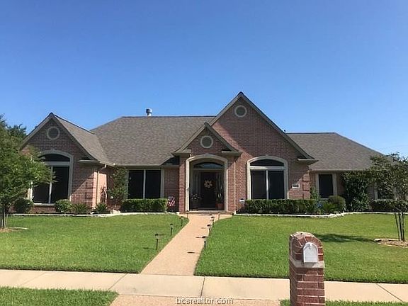 2nd image of 2113 Rolling Rock Pl