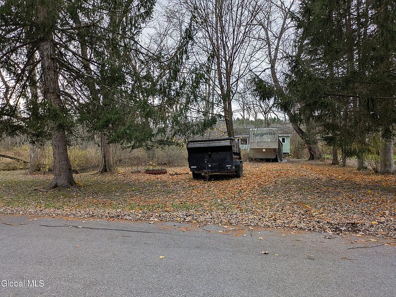 2nd image of 149 River Road