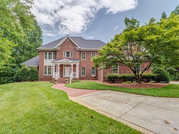 259 Paradise Dr, Rocky Face, GA 30740