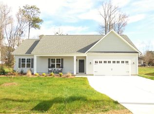 114 Dogwood Ln, Pine Level, NC 27568