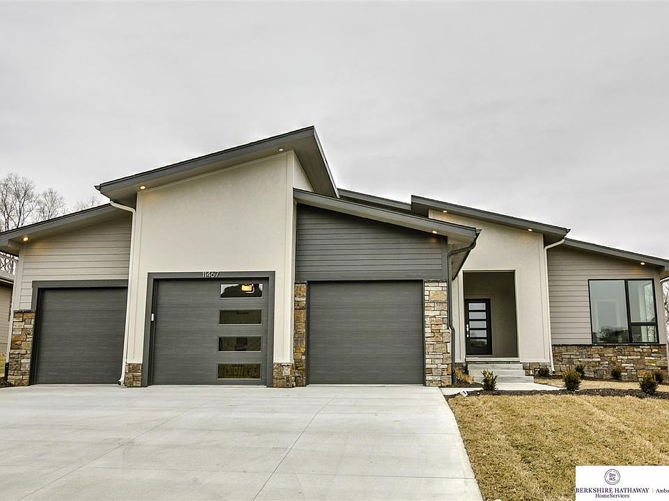 1st image of 11467 S 198th St