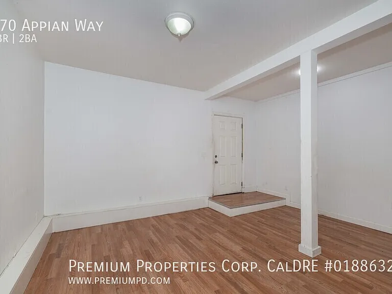 870 Appian Way — Photo 9