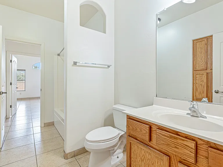 345 E Camino Del Abeto — Photo 15