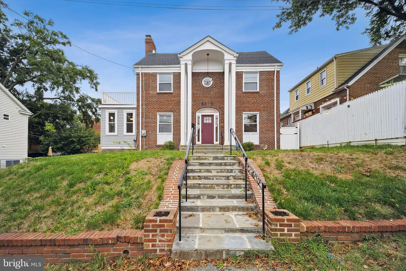 5010 Brooks St NE photo 1