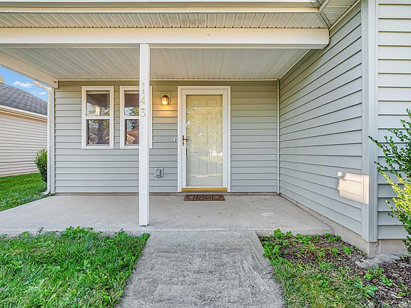 3rd image of 143 Kinkaid Dr