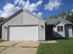 4640 Kempf St photo 1