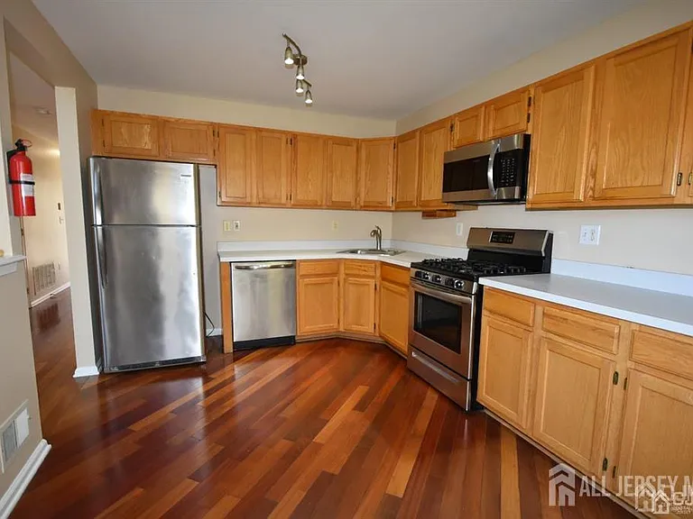 47 Jared Dr — Photo 9