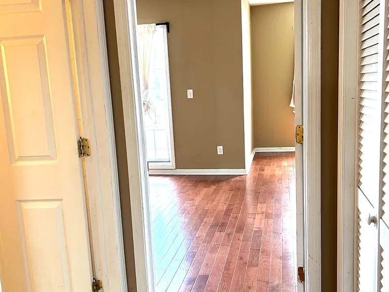 1119 Hamilton St #B — Photo 9