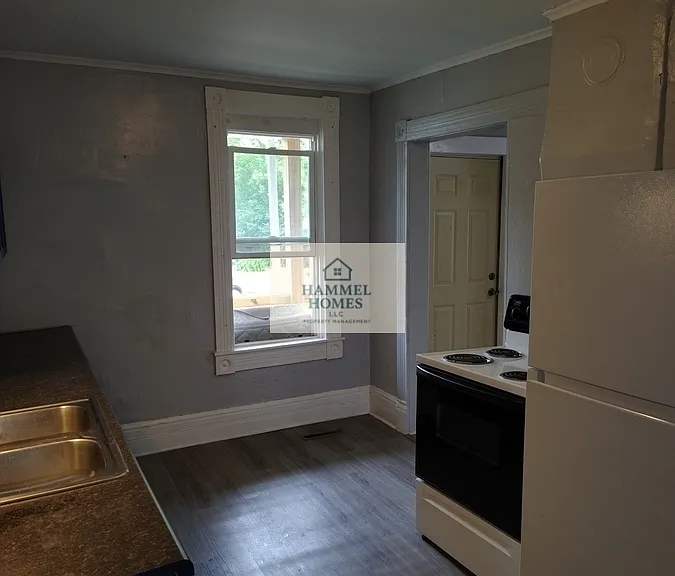 214 W Humbird St #1 — Photo 3