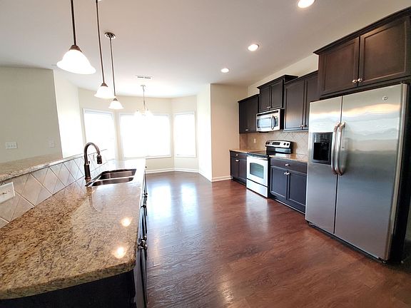 3rd image of 6602 Stillwood Dr
