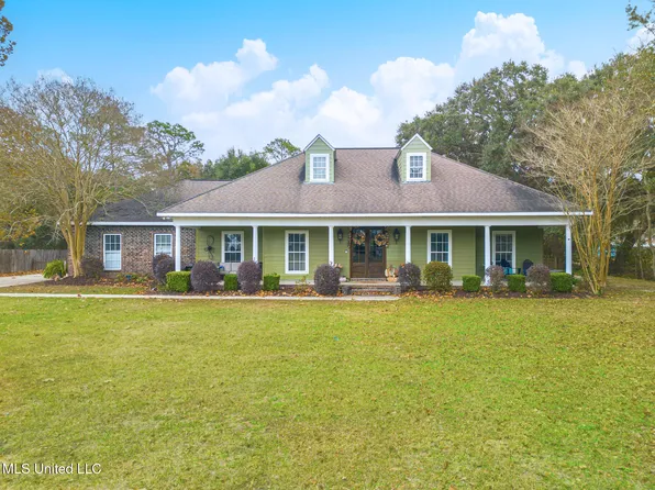 5544 Pecan Haven St, Long Beach, MS 39560