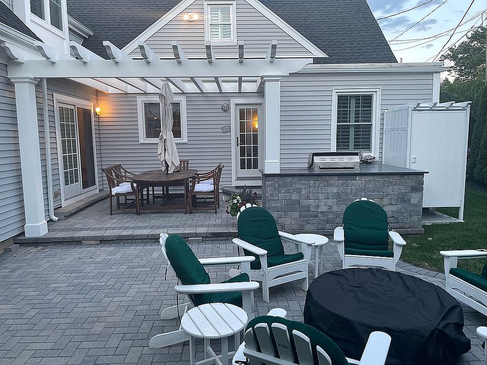 2nd image of 302 Stockton Blvd