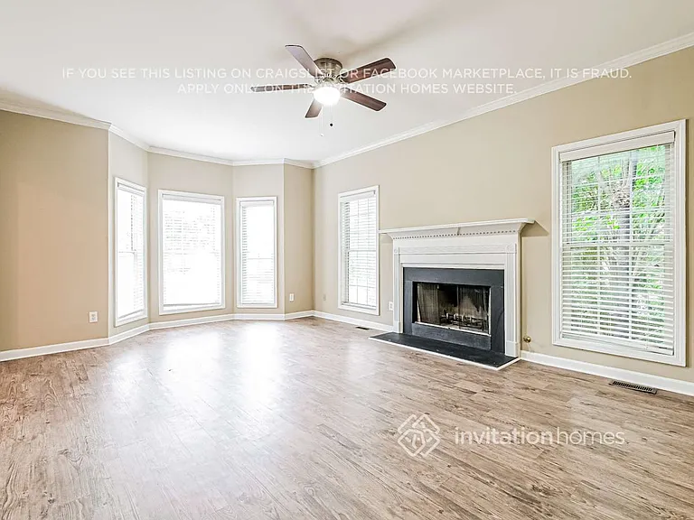 1170 Fountain Glen Dr — Photo 5