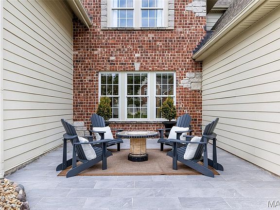 5th image of 2377 Spring Mill Estates Dr