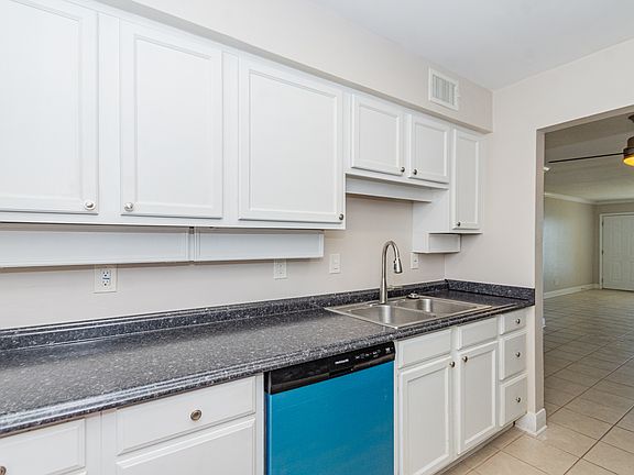 5th image of 3535 Nasa Road 1 Pkwy #1051