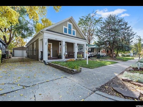 2nd image of 360 E Ramona Ave