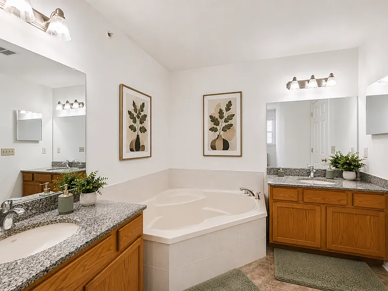 Spring Creek Apartments — Photo 188