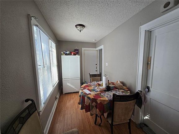 4th image of 1430 N 25th St