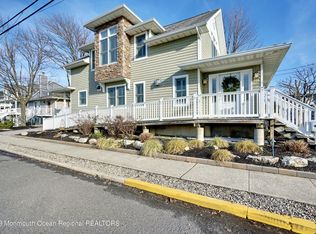 35 Pearce Ct, Manasquan, NJ 08736