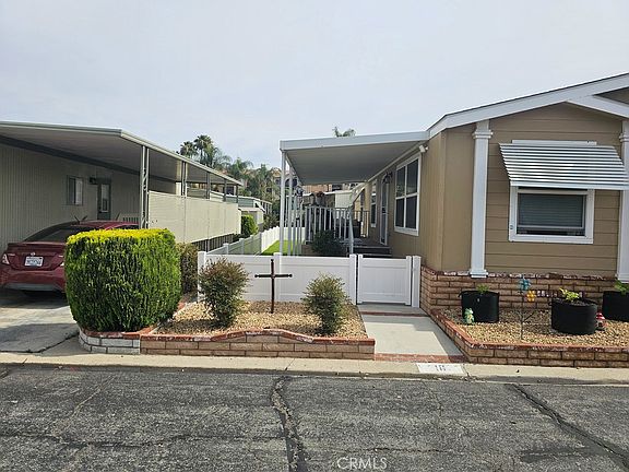 4th image of 2205 W Acacia Ave #16