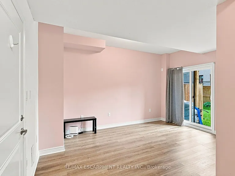 4870 Connor Dr — Photo 25