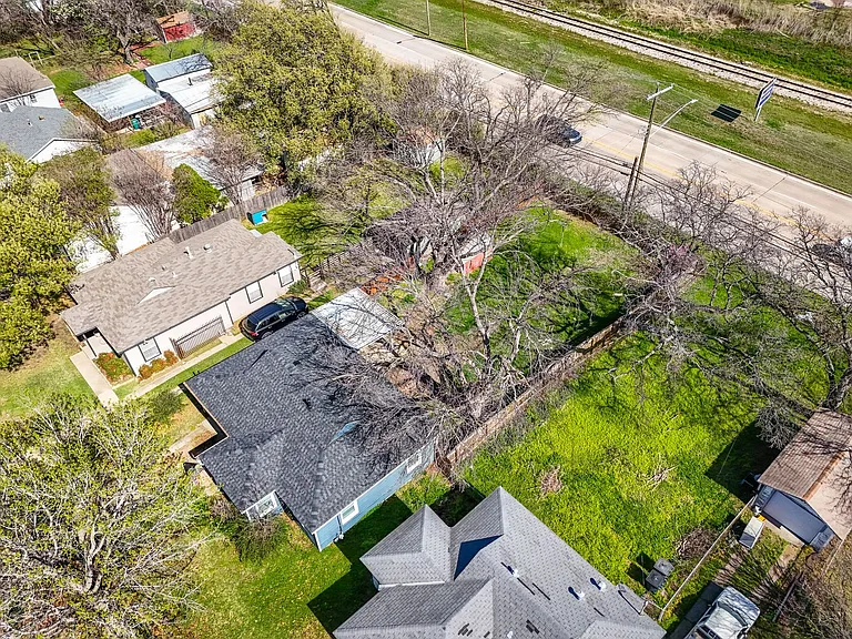 2837 S Hills Ave — Photo 29