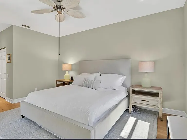 770 Tarpon Cove Dr #103 — Photo 15