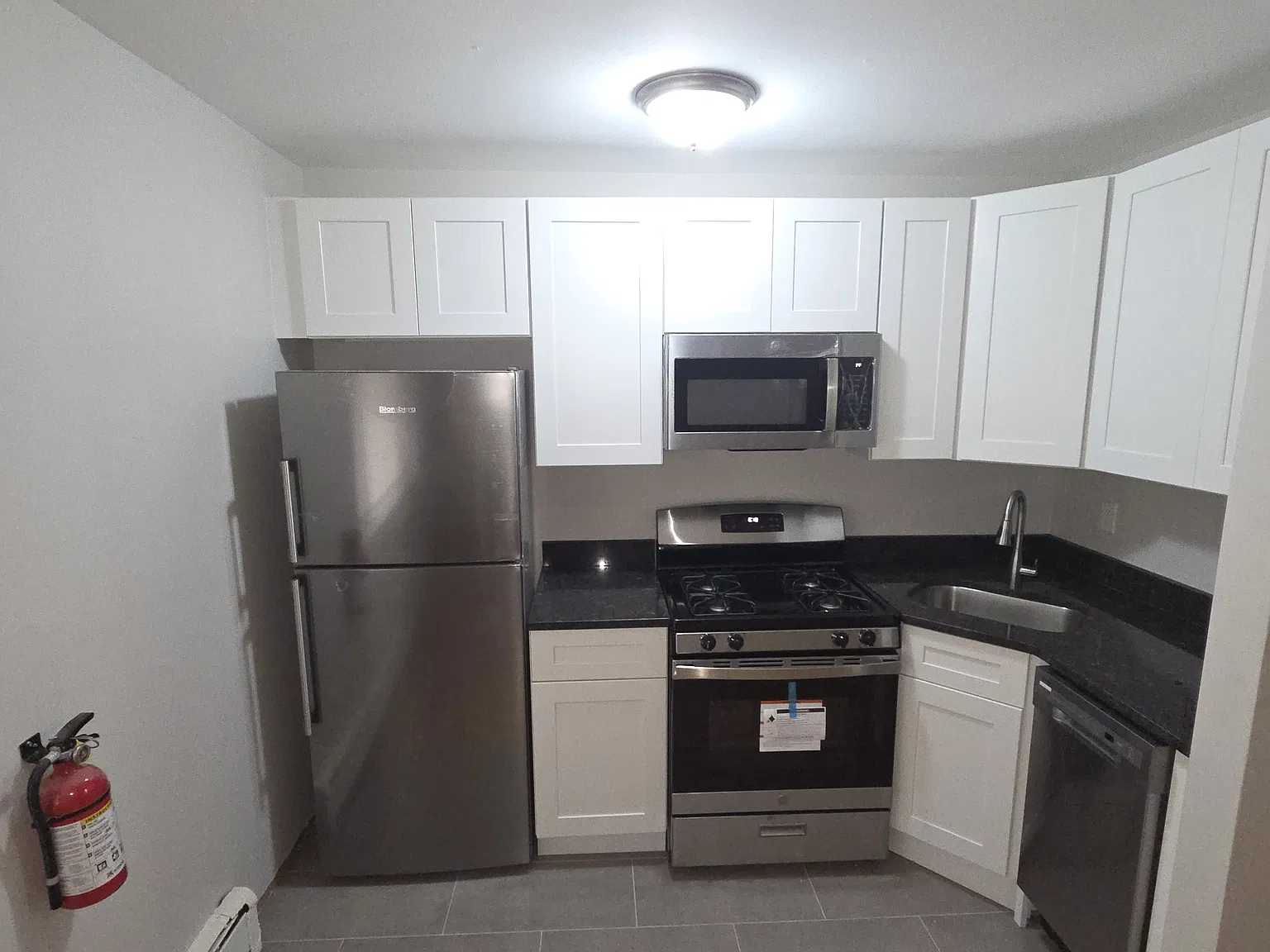 3517 Charles Ct — Photo 3