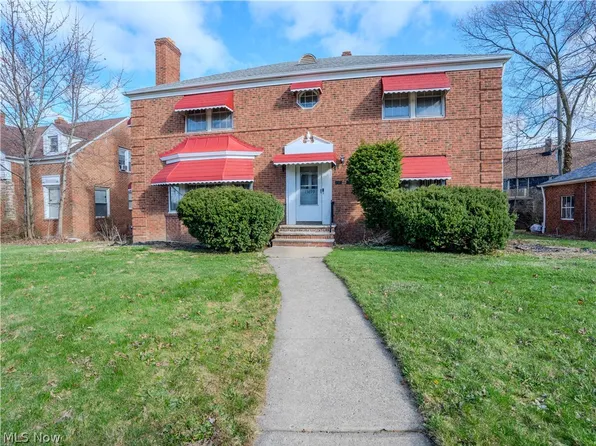 13699 Cedar Rd, University Heights, OH 44118